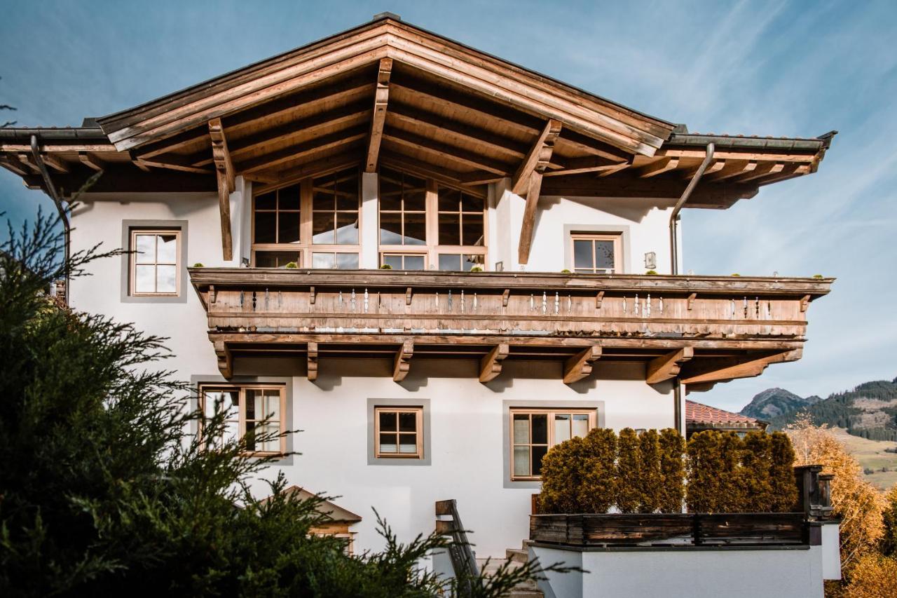 ヨッホベルクResidenz Am Bergアパートメント エクステリア 写真