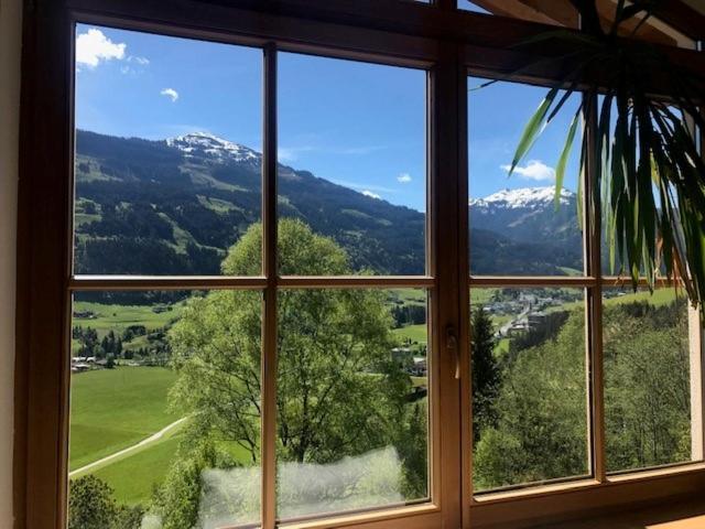 ヨッホベルクResidenz Am Bergアパートメント エクステリア 写真