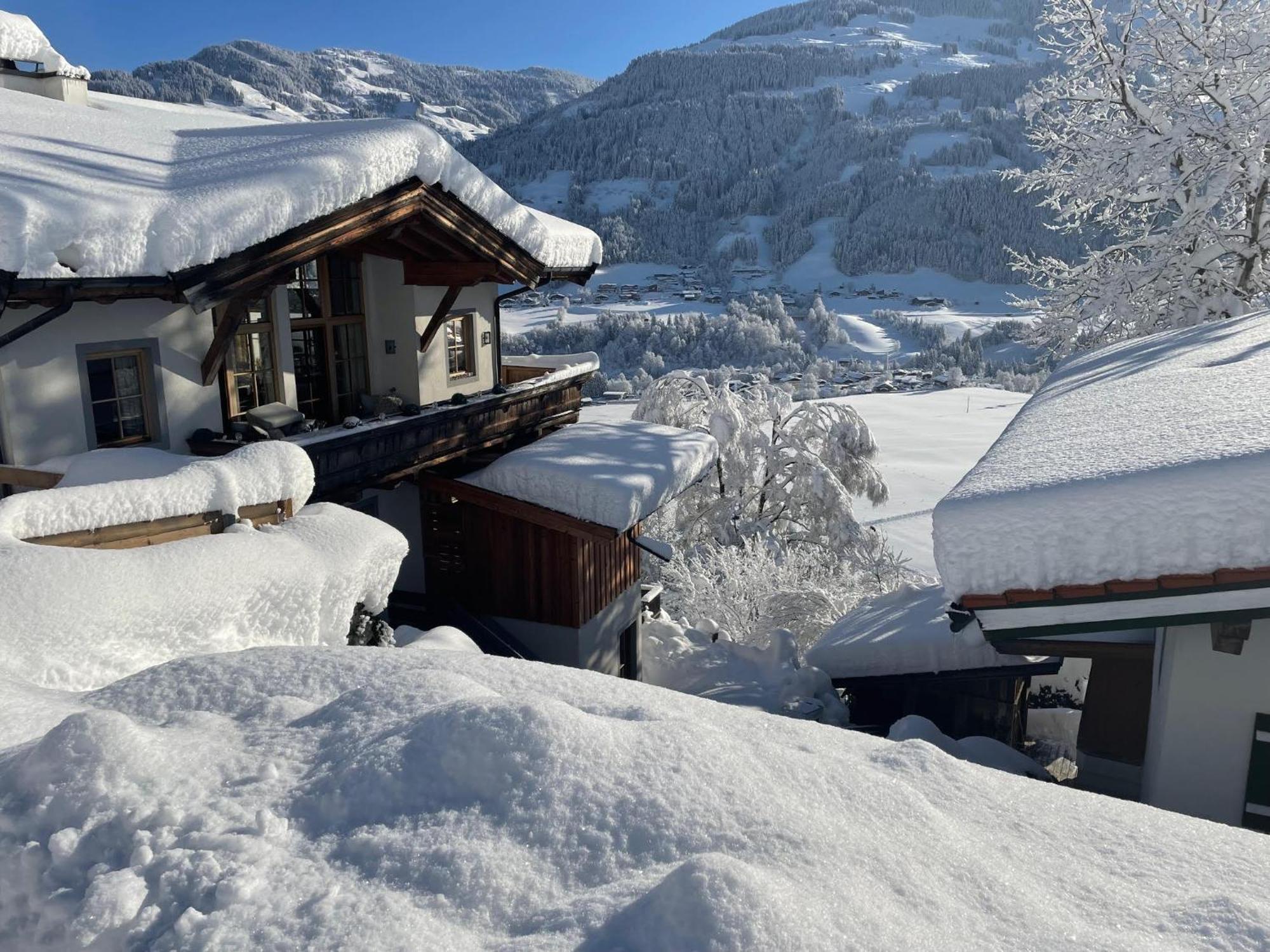 ヨッホベルクResidenz Am Bergアパートメント エクステリア 写真